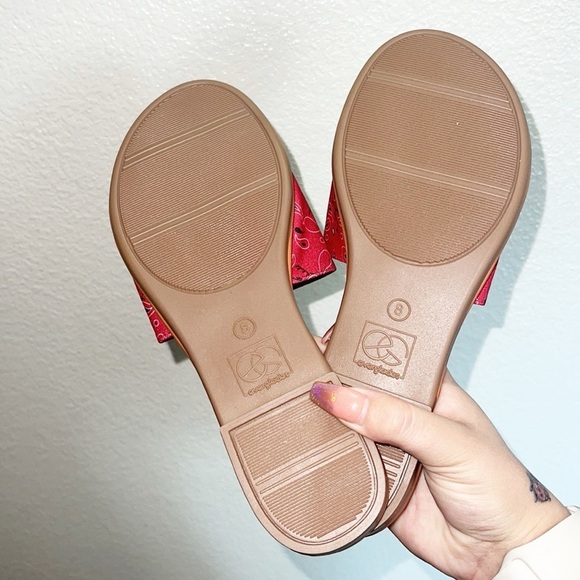Everglades Red Bandana Slide On Women’s Sandals - Picture 7 of 8